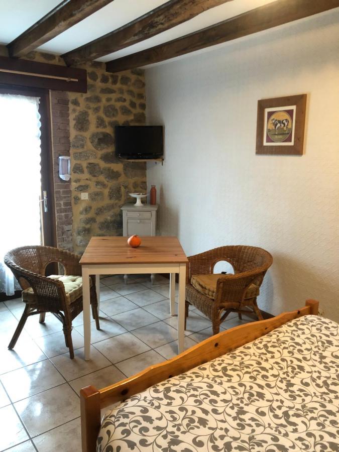 Maison D'Hotes Ourdeaux Et Gite Chez Rouchon Alleyrat  Exterior photo